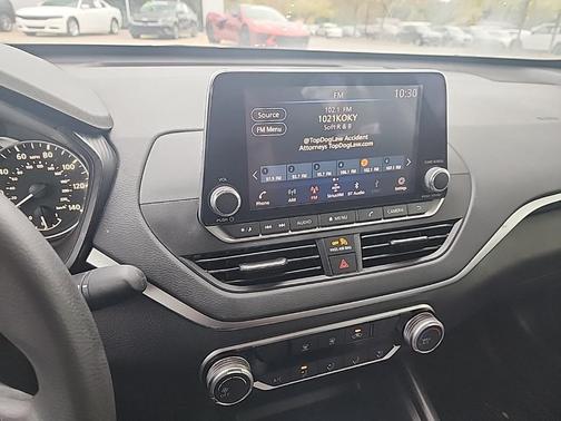 2022 Nissan Altima 2.5 SV