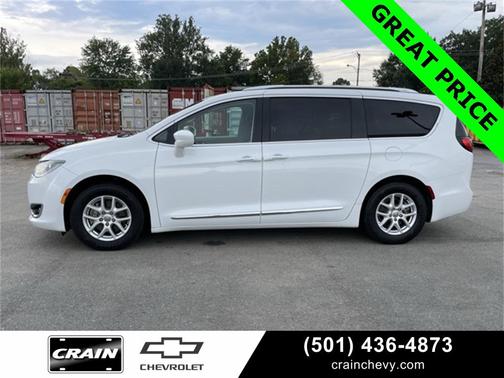 2020 Chrysler Pacifica Touring L