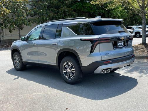 Sterling 2026 Chevrolet Traverse LT