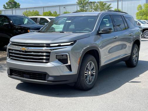 Sterling 2026 Chevrolet Traverse LT