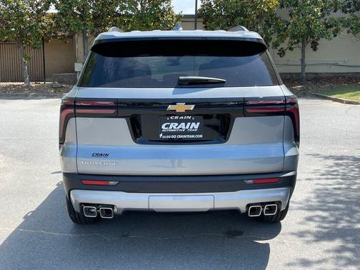 Sterling 2026 Chevrolet Traverse LT