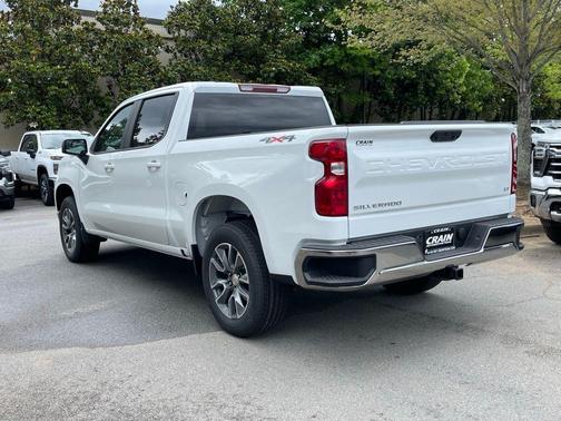 Summit White 2026 Chevrolet Silverado 1500 LT