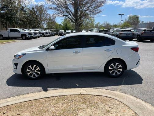 Clear White 2023 Kia Rio S