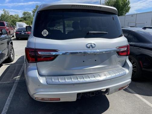 2021 INFINITI QX80 Luxe