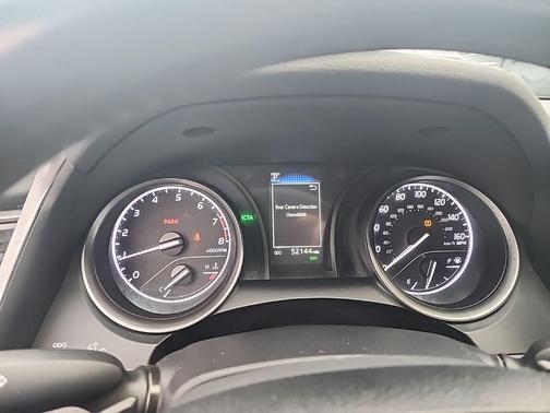 White 2022 Toyota Camry SE