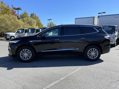 2024 Buick Enclave Essence FWD