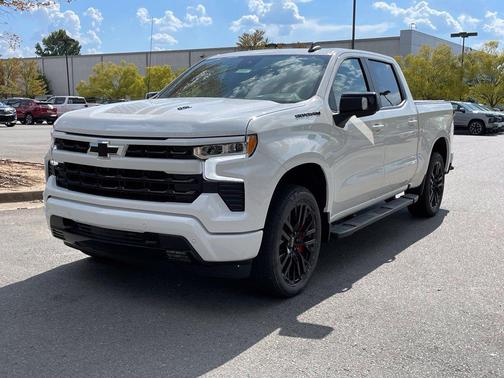 Summit White 2026 Chevrolet Silverado 1500 RST