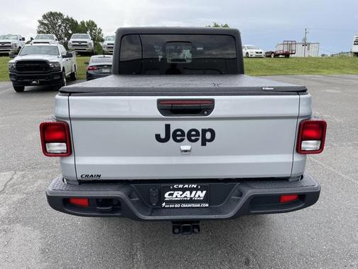 2023 Jeep Gladiator Willys 4x4