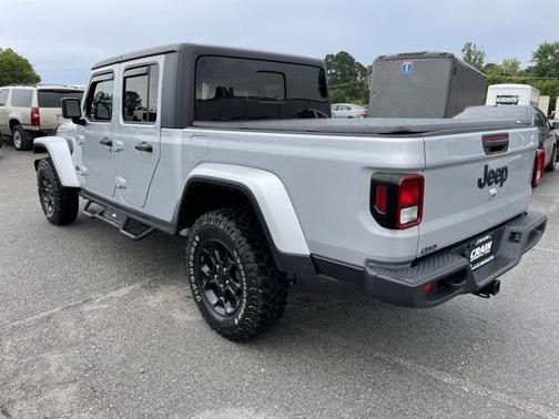 2023 Jeep Gladiator Willys 4x4