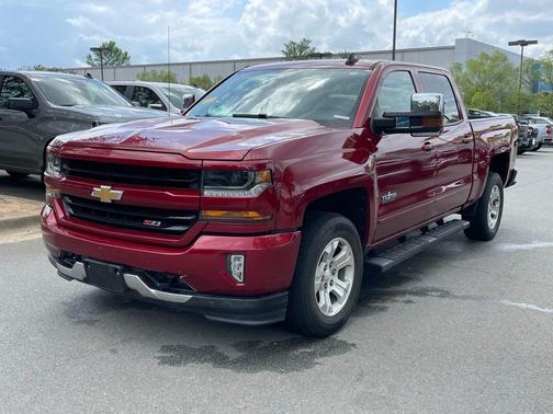 2018 Chevrolet Silverado 1500 2LT