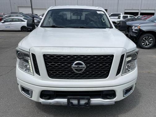 2019 Nissan Titan PRO-4X