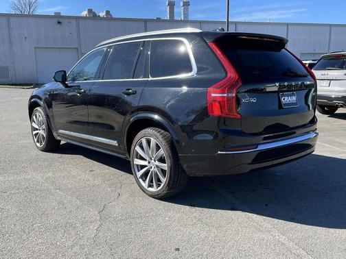 2023 Volvo XC90 B6 Plus 7-Seater