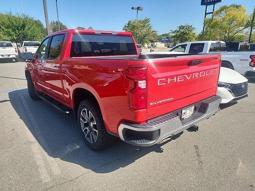 Red 2022 Chevrolet Silverado 1500 LT