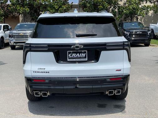 Polar White 2026 Chevrolet Traverse RS