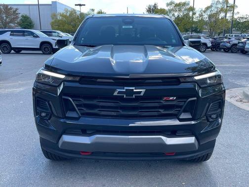Black 2026 Chevrolet Colorado Z71