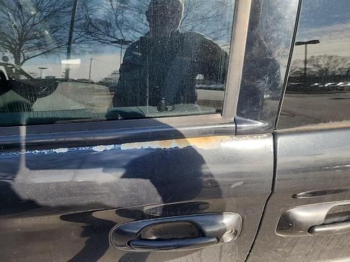 2006 Chrysler Town & Country Base