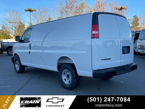 2025 Chevrolet Express 2500 RWD 2500 Regular Wheelbase WT
