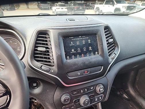 Bright White Clearcoat 2020 Jeep Cherokee Altitude