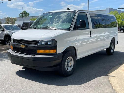 Summit White 2026 Chevrolet Express 3500 LS