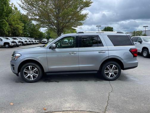 ICONIC SILVER METALLIC 2024 Ford Expedition Limited