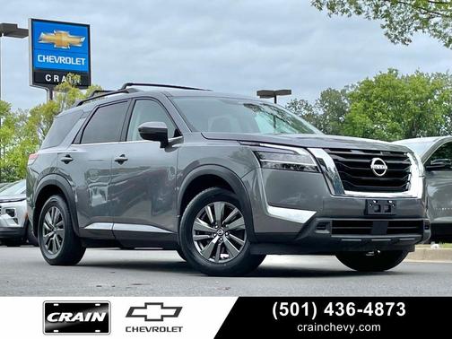 Gun Metallic 2022 Nissan Pathfinder SV 4WD