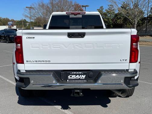 Summit White 2026 Chevrolet Silverado 3500 LTZ