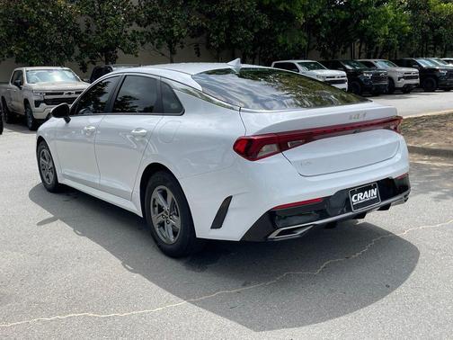 Glacial White Pearl 2023 Kia K5 LXS