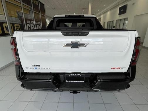 2024 Chevrolet Silverado EV RST
