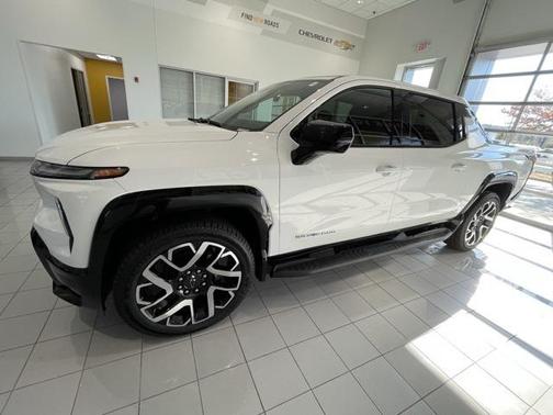 2024 Chevrolet Silverado EV RST