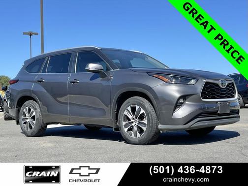 2023 Toyota Highlander XLE