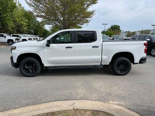 Summit White 2022 Chevrolet Silverado 1500 Limited LT Trail Boss