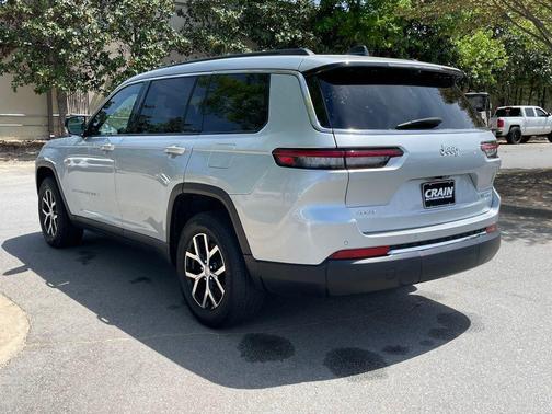 Silver Zynith 2024 Jeep Grand Cherokee L Limited
