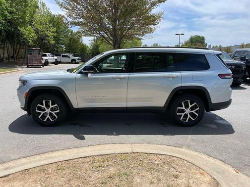 Silver Zynith 2024 Jeep Grand Cherokee L Limited