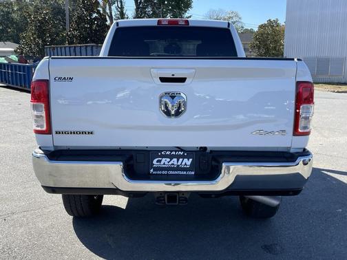 2022 RAM 2500 Big Horn Crew Cab 4x4 6'4' Box