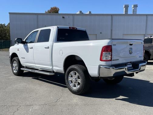 2022 RAM 2500 Big Horn Crew Cab 4x4 6'4' Box