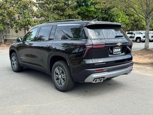 Black 2026 Chevrolet Traverse LT