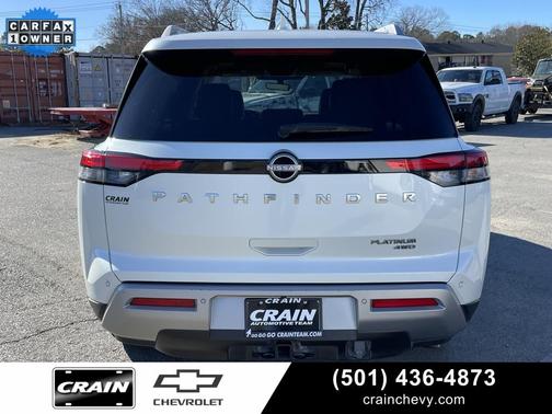 2023 Nissan Pathfinder Platinum 4WD