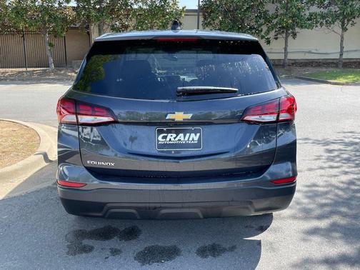 Iron Gray Metallic 2022 Chevrolet Equinox LS
