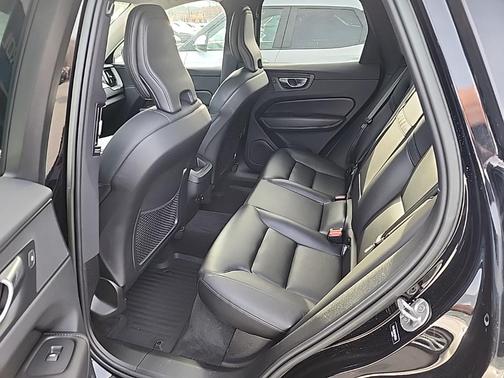 2023 Volvo XC60 B5 Core