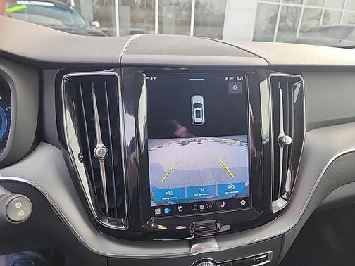 2023 Volvo XC60 B5 Core