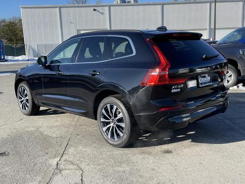 2023 Volvo XC60 B5 Core