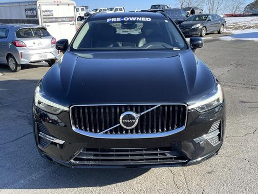 2023 Volvo XC60 B5 Core