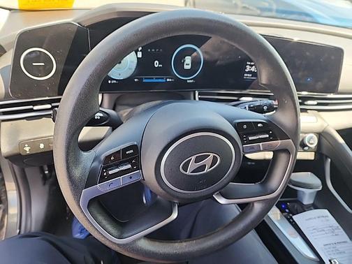 Amazon Gray 2024 Hyundai ELANTRA SEL