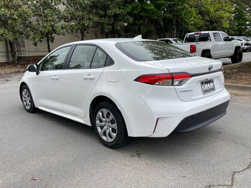 Ice Cap 2025 Toyota Corolla Hybrid LE