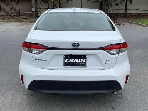Ice Cap 2025 Toyota Corolla Hybrid LE