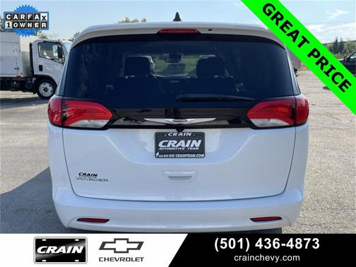 2023 Chrysler Voyager LX