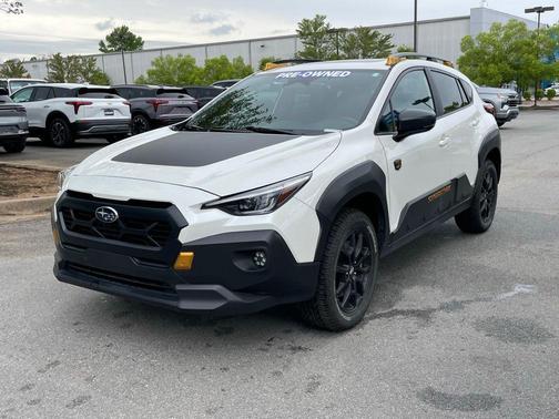 Crystal White Pearl 2025 Subaru Crosstrek Wilderness