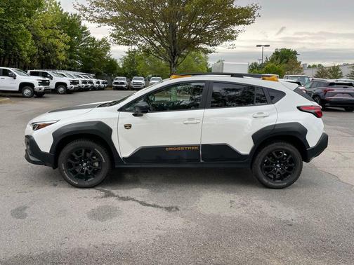 Crystal White Pearl 2025 Subaru Crosstrek Wilderness