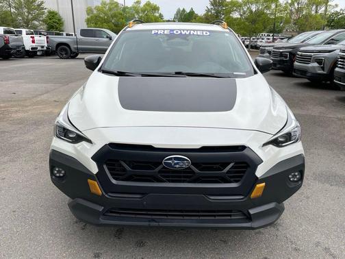 Crystal White Pearl 2025 Subaru Crosstrek Wilderness