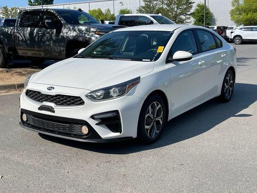 Clear White 2021 Kia Forte LXS